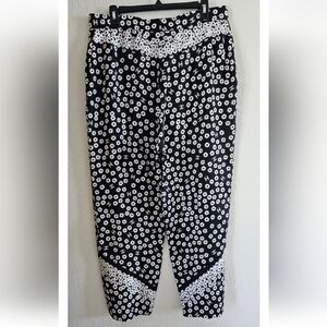 Chanel Floral Logo Silk Pants with Pockets Size 46